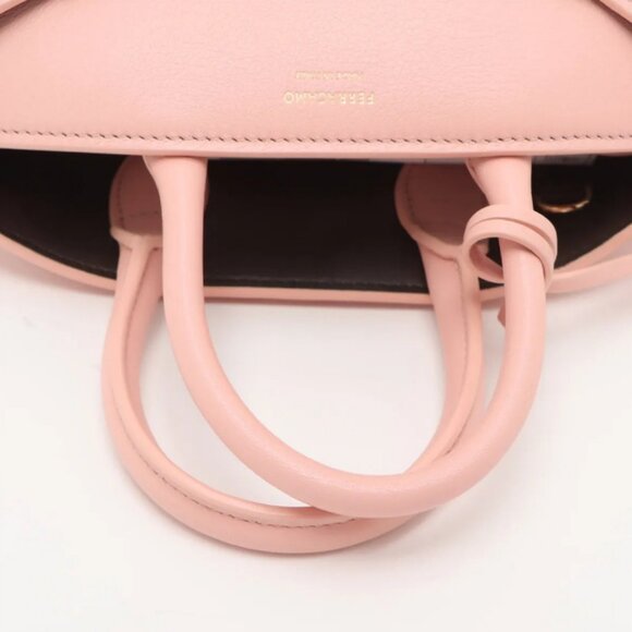 Ferragamo Hug Mini Leather Two-Way Handbag Nylund Pink - Picture 5 of 13